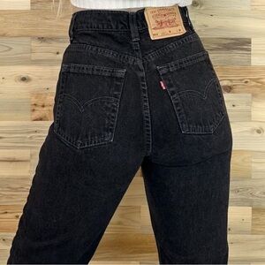 Vintage Levi's 512 Slim Fit Tapered Leg Black Cotton High Waist Mom Jeans H16